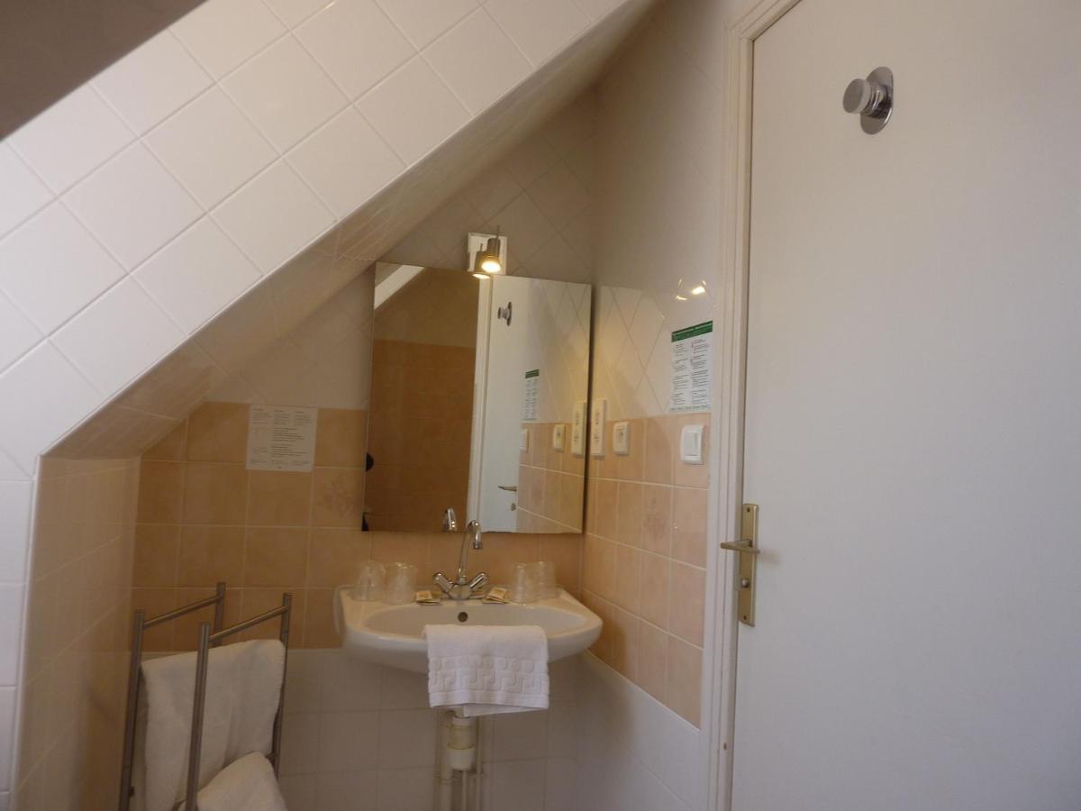 Hôtel A La Renommée Saint-Père Kültér fotó